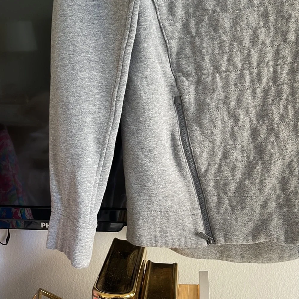 Lululemon pullover - Picture 2 of 2
